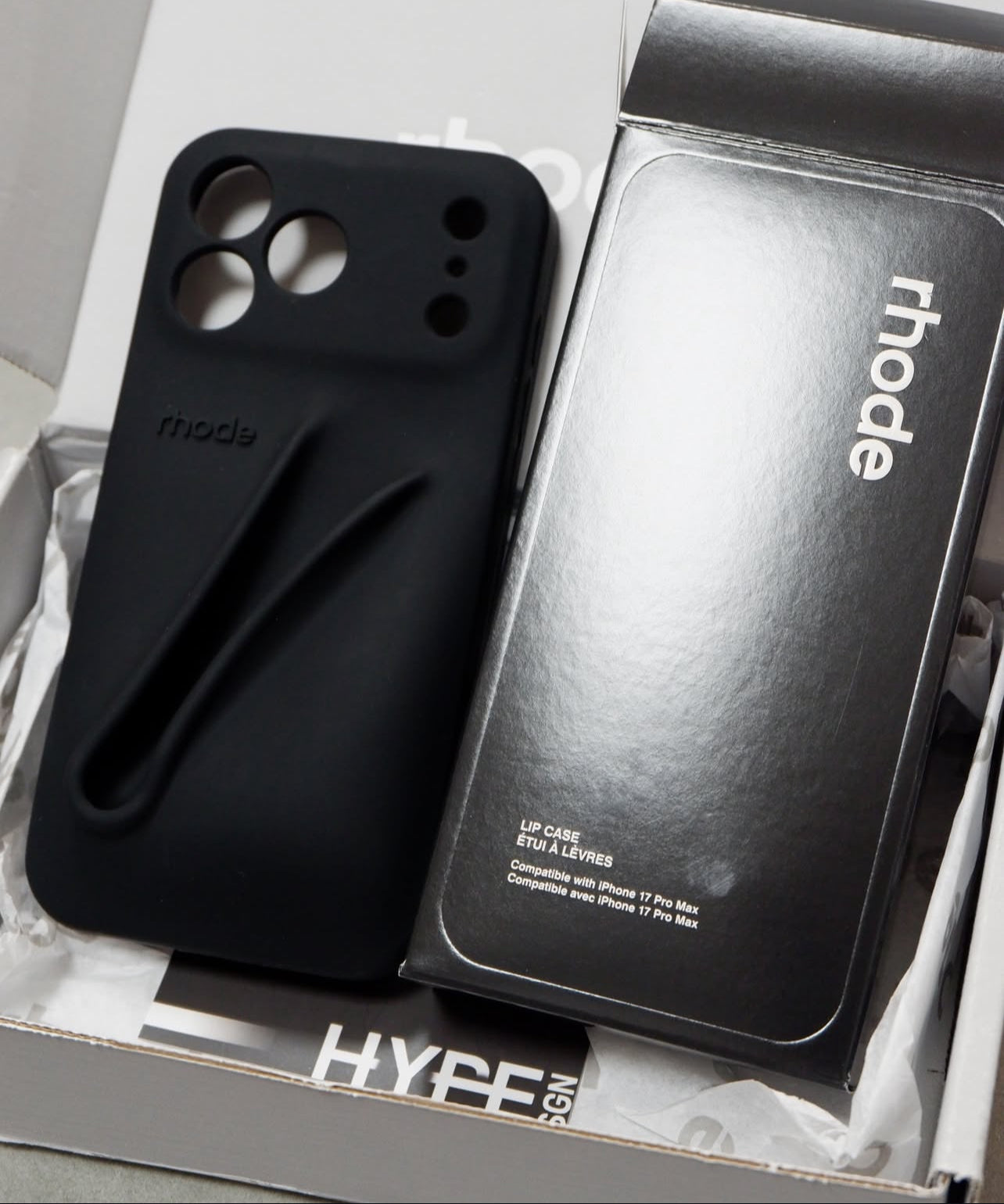 Midnight Black Rhode Case with Peptide LipTint